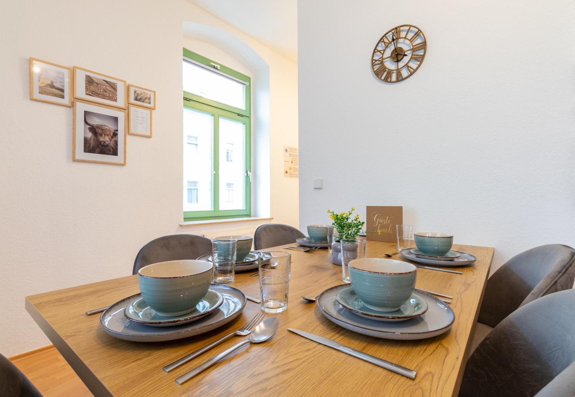 Stadtnatur Apartment Am Kuechwald - Mit Balkon, Streaming-Tv, Badewanne, Arbeitsplatz Chemnitz Luaran gambar